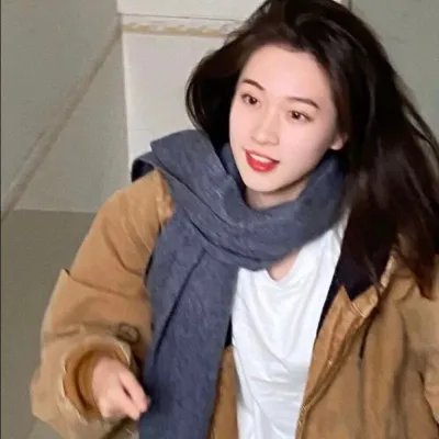 湖畔春光
